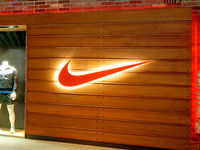 Nike-spotlisting